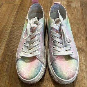 BP Sonny Rainbow Sneaker Size 6